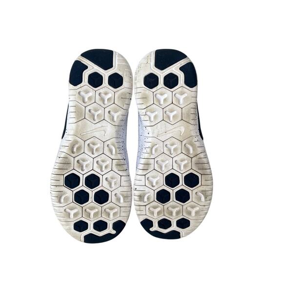 NIKE | Men's UNC North Carolina Tar Heels Free TR V8 Shoes | Size 8.5 - Picture 8 of 8